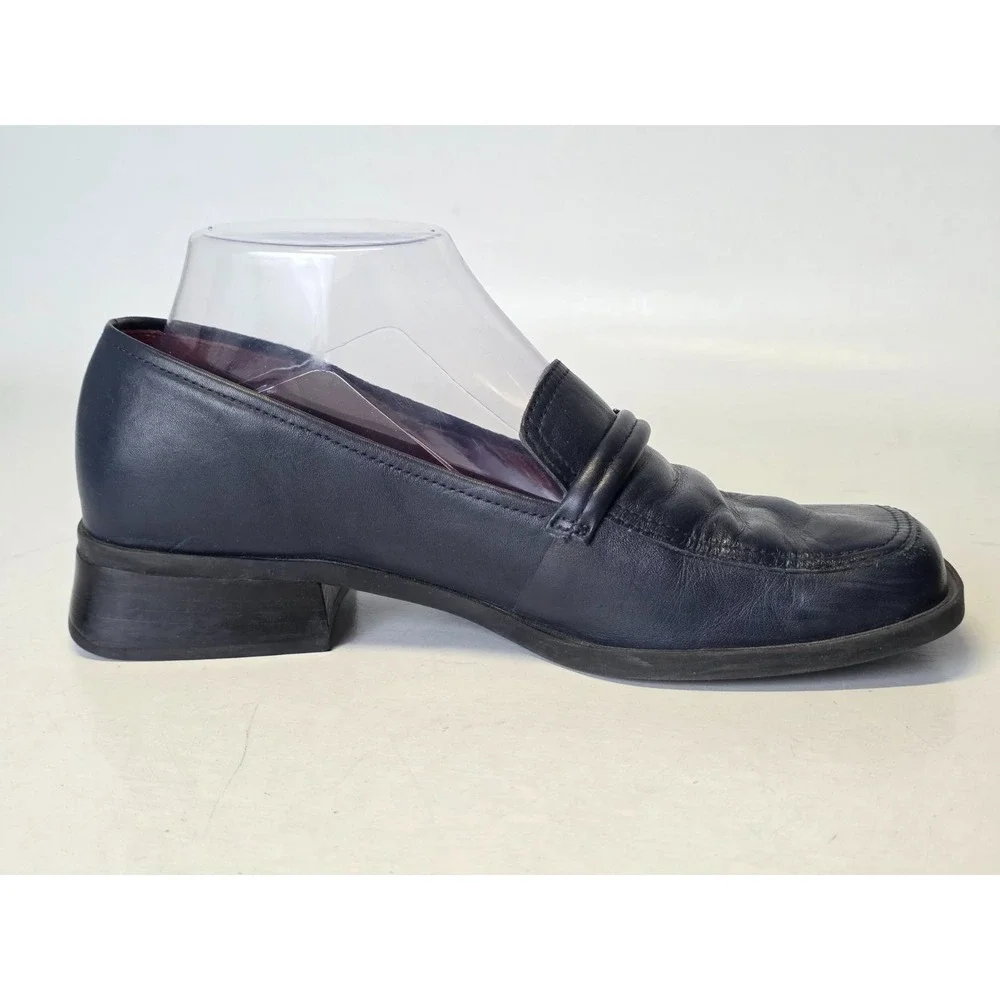 Bandolino Women's Loafers Size 7.5 M Navy Leather Slip‎ On Heels Shoes Vintage